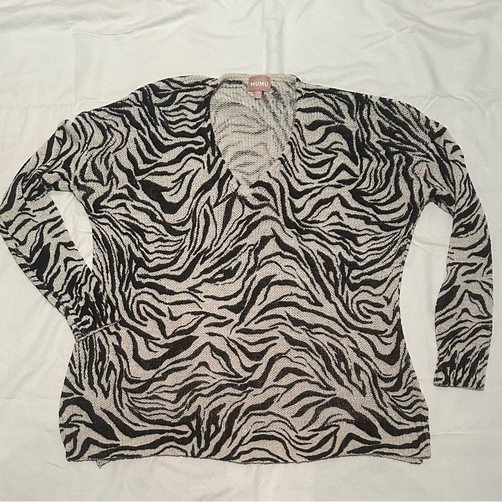 Show Me Your MuMu Hug Me Zebra Print Pullover Sweater Size M